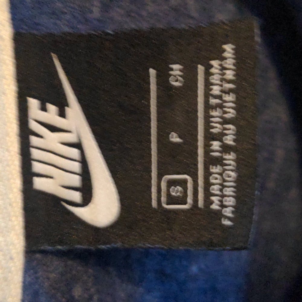 Nike Throwback Full Zip Lightweight Hoodie Red, White, and Blue - Picture 5 of 6